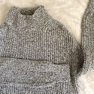 Turtle-neck sweater